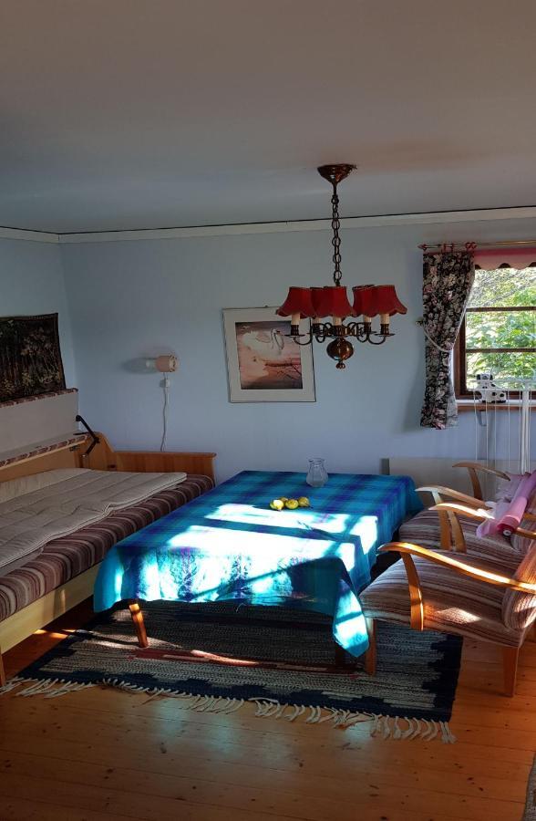 Stroenhult Farmhouse By The Lake Stronhult Extérieur photo
