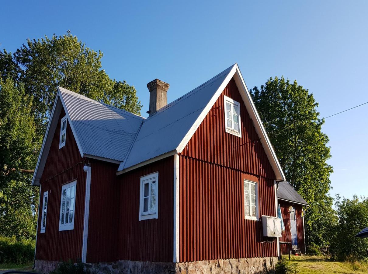 Stroenhult Farmhouse By The Lake Stronhult Extérieur photo
